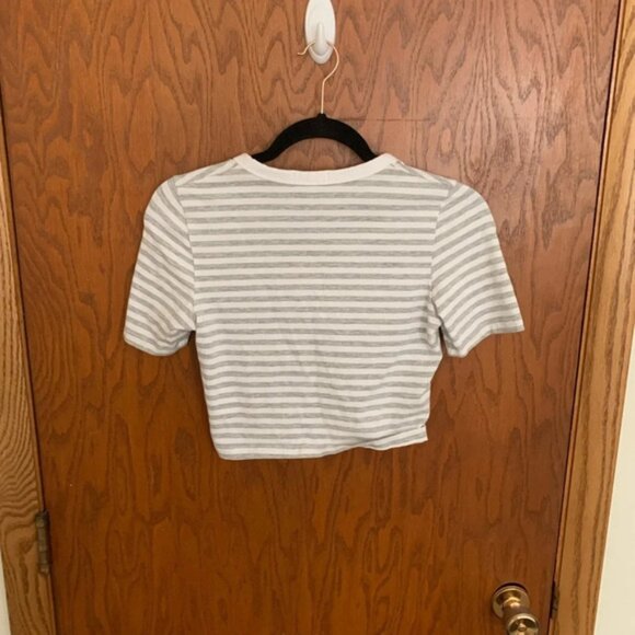 Cotton On Button Up Cropped Tee - Picture 6 of 6